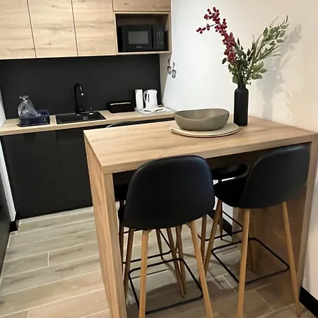 Cozy Corner - Free Parking Appartamento *