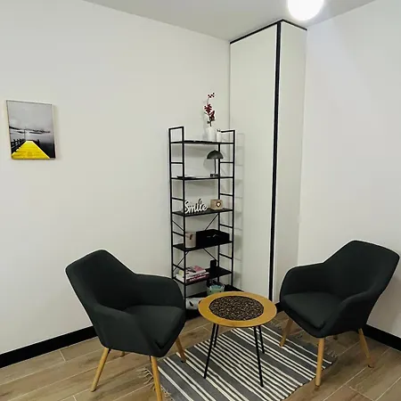 Cozy Corner Apartment